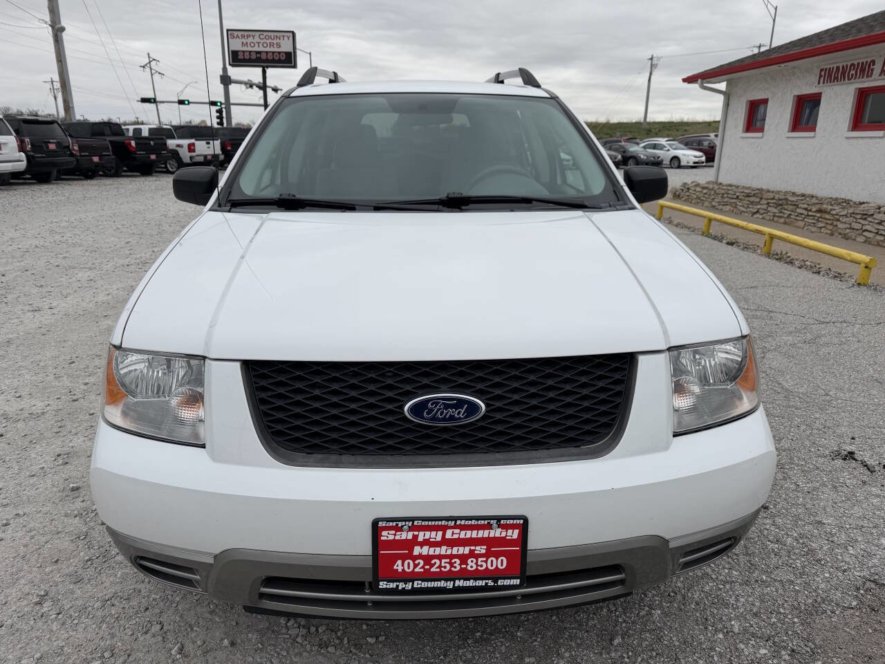 Used 2005 Ford Freestyle SE FWD image 8