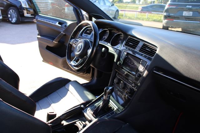 Used 2015 Volkswagen GTI S FWD image 41