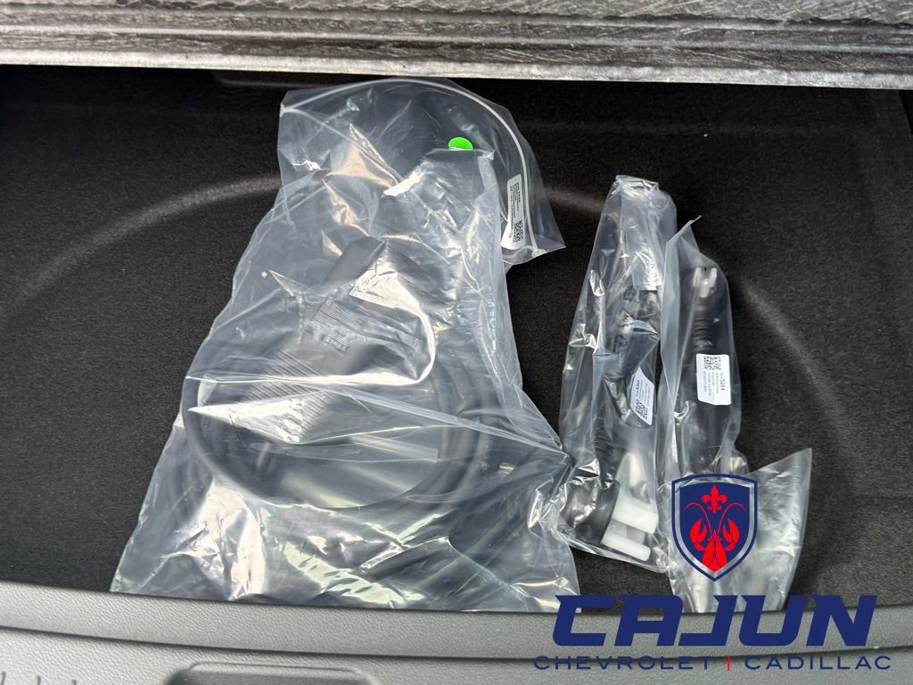 New 2027 Chevrolet Bolt LT w/ Comfort Package FWD image 33