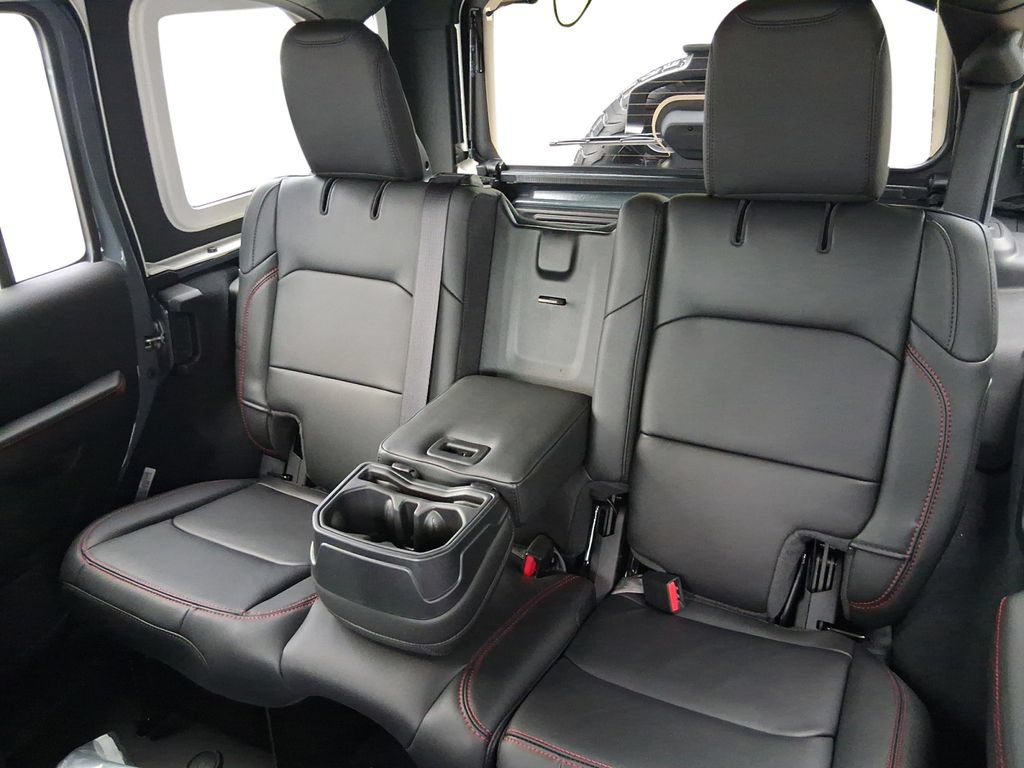 New 2026 Jeep Wrangler Unlimited Rubicon AWD/4WD image 25