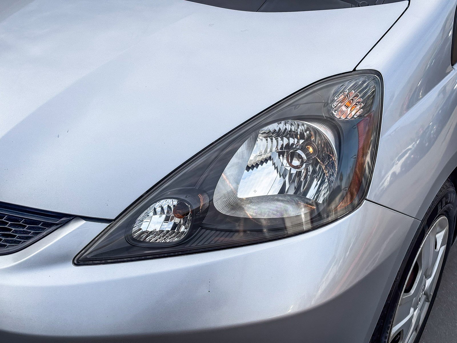 Used 2013 Honda Fit image 9