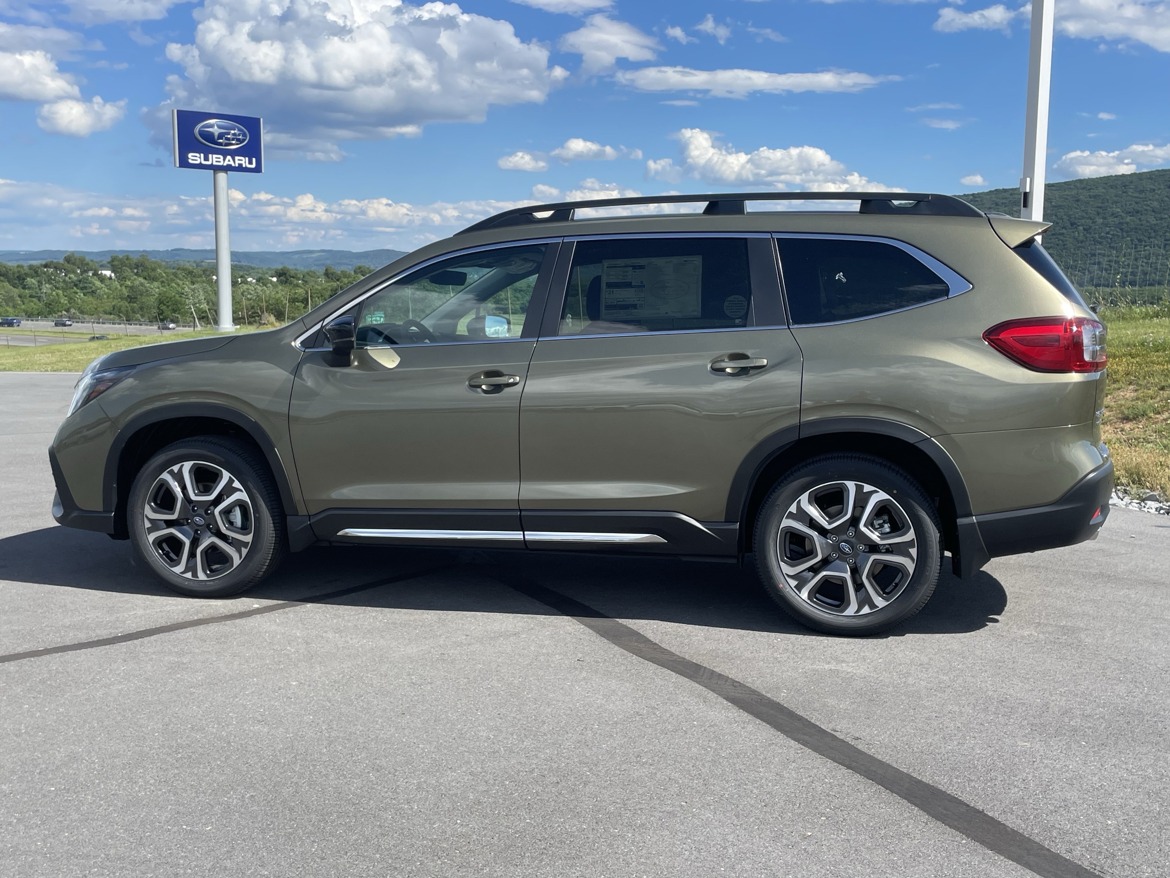 New 2026 Subaru Ascent Limited AWD/4WD image 7