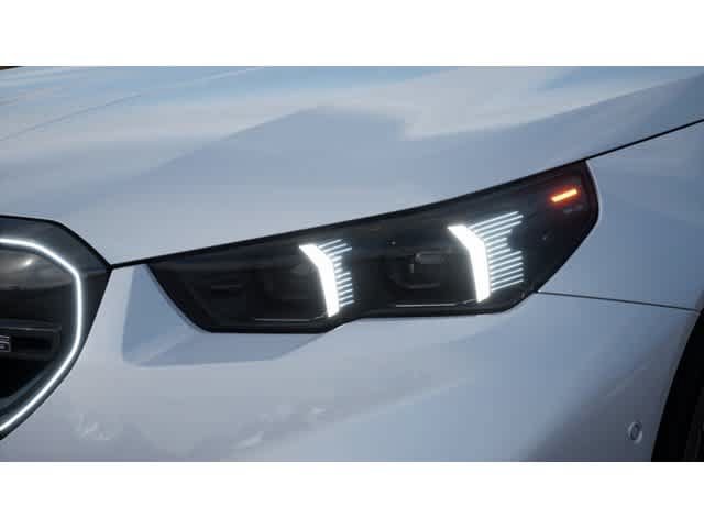 New 2027 BMW M5 w/ Carbon Package AWD/4WD image 6
