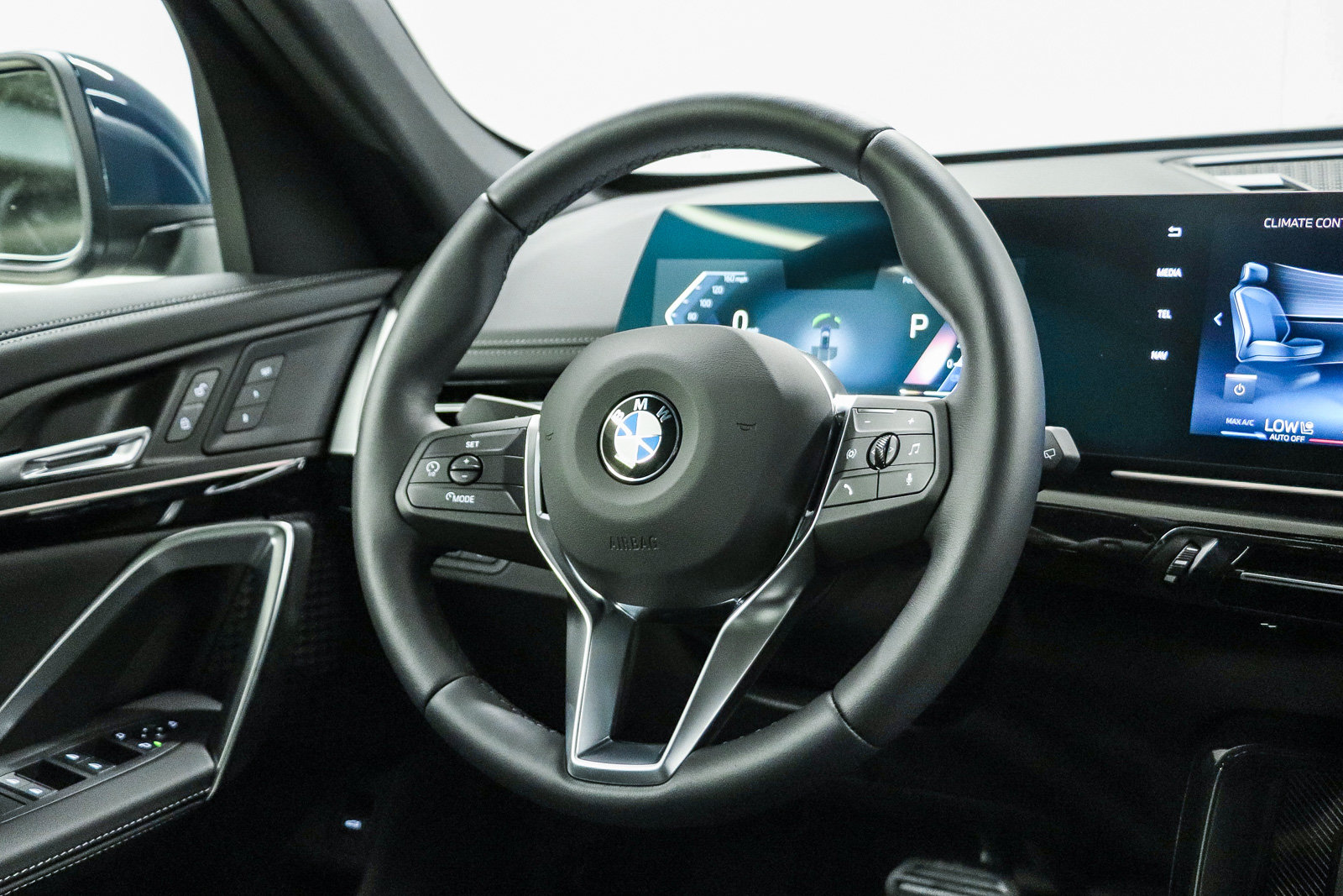 New 2026 BMW X1 xDrive28i w/ Convenience Package AWD/4WD image 15