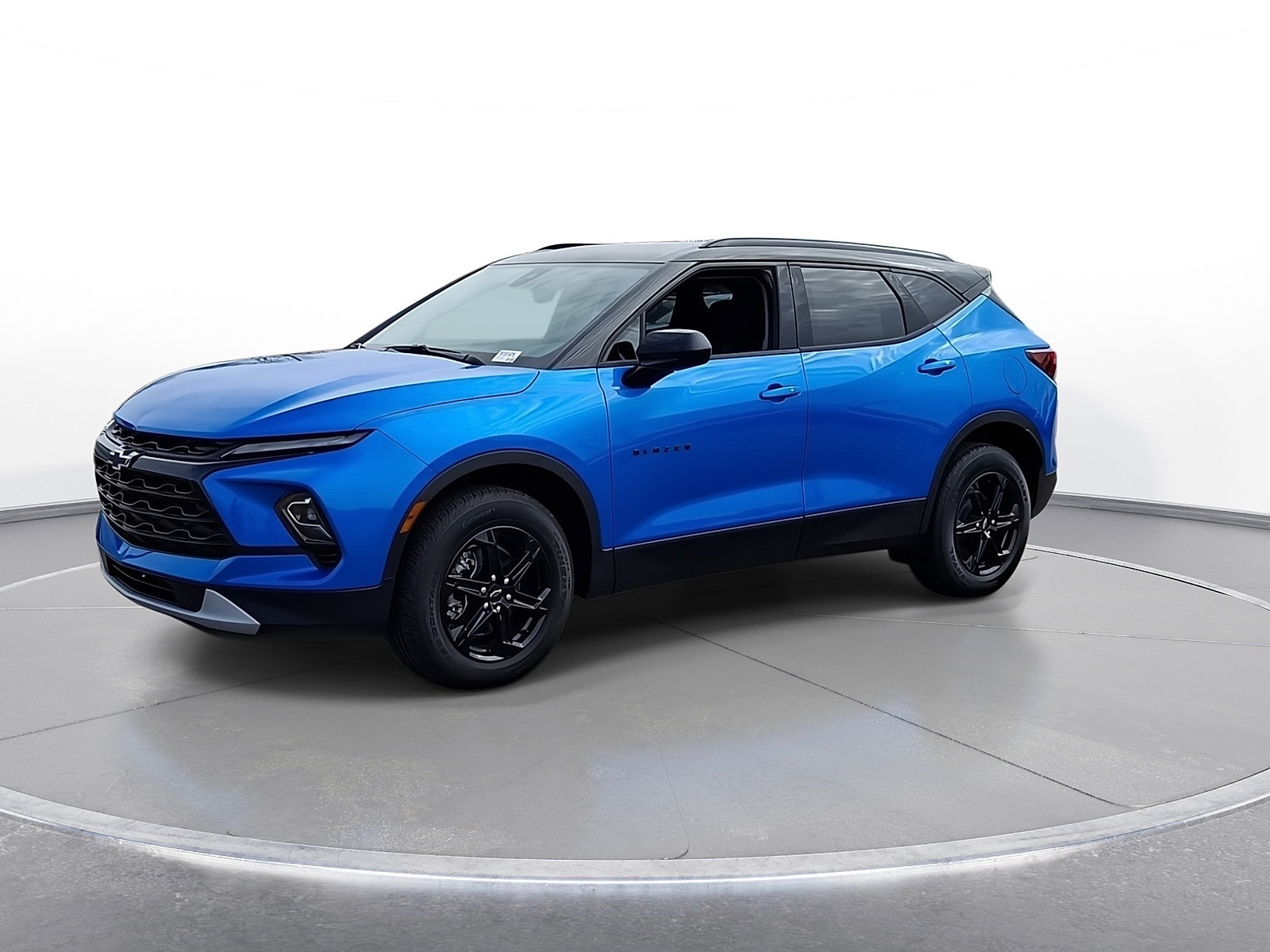 New 2026 Chevrolet Blazer LT w/ Midnight/Sport Edition AWD/4WD image 4