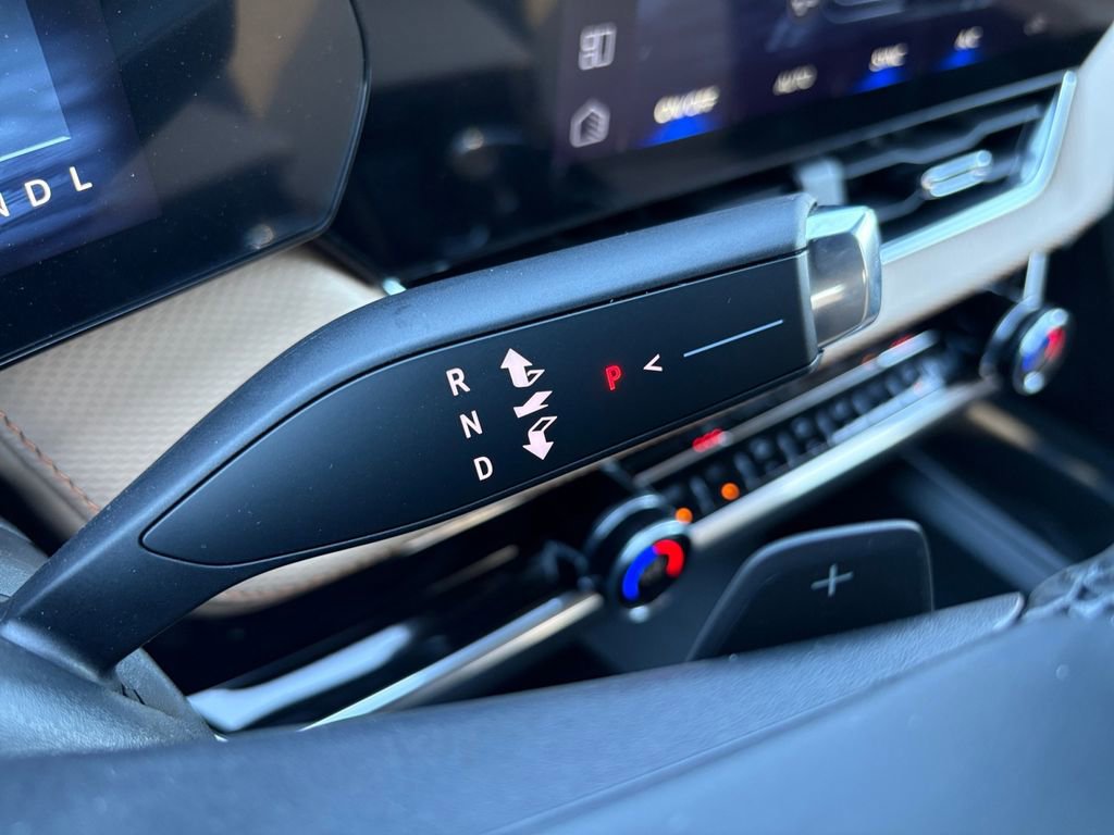 New 2026 Chevrolet Equinox ACTIV w/ Safety and Technology Package AWD/4WD image 31