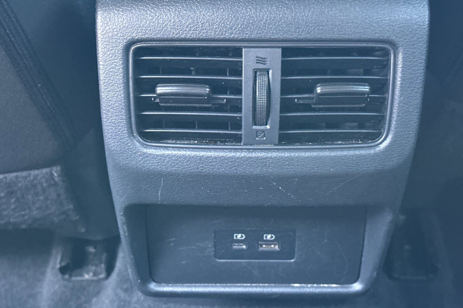 Used 2023 Nissan Rogue SV image 14