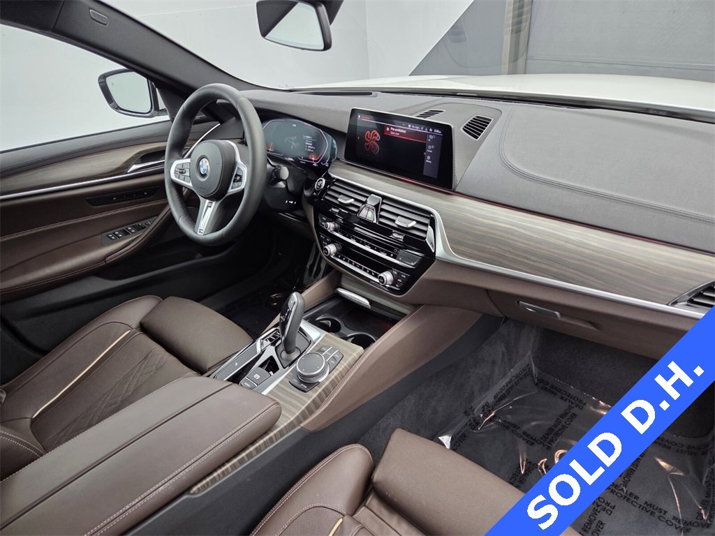 Used 2020 BMW 540i xDrive w/ Executive Package image 19