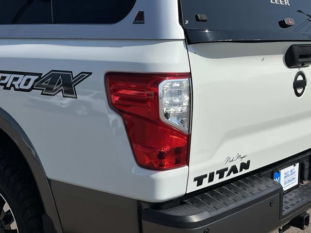 Used 2017 Nissan Titan PRO-4X AWD/4WD image 12