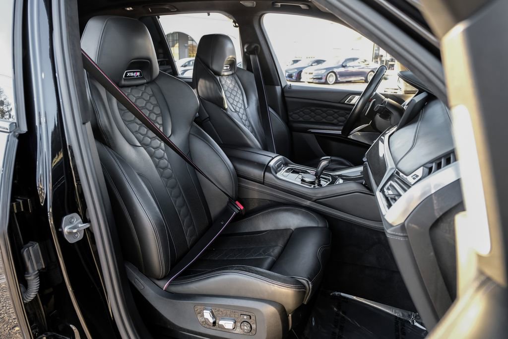 Used 2020 BMW X5 M Competition w/ Executive Package image 34