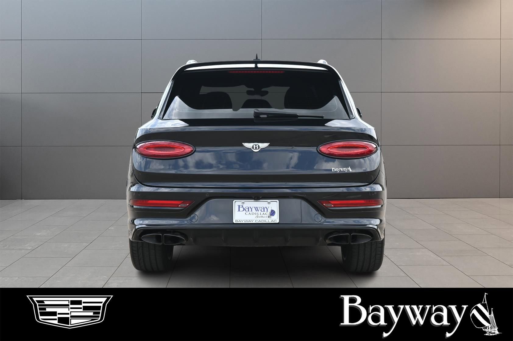 Used 2024 Bentley Bentayga AWD/4WD image 5