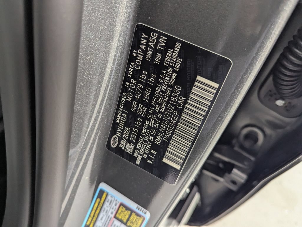 New 2026 Hyundai Elantra Limited FWD image 25