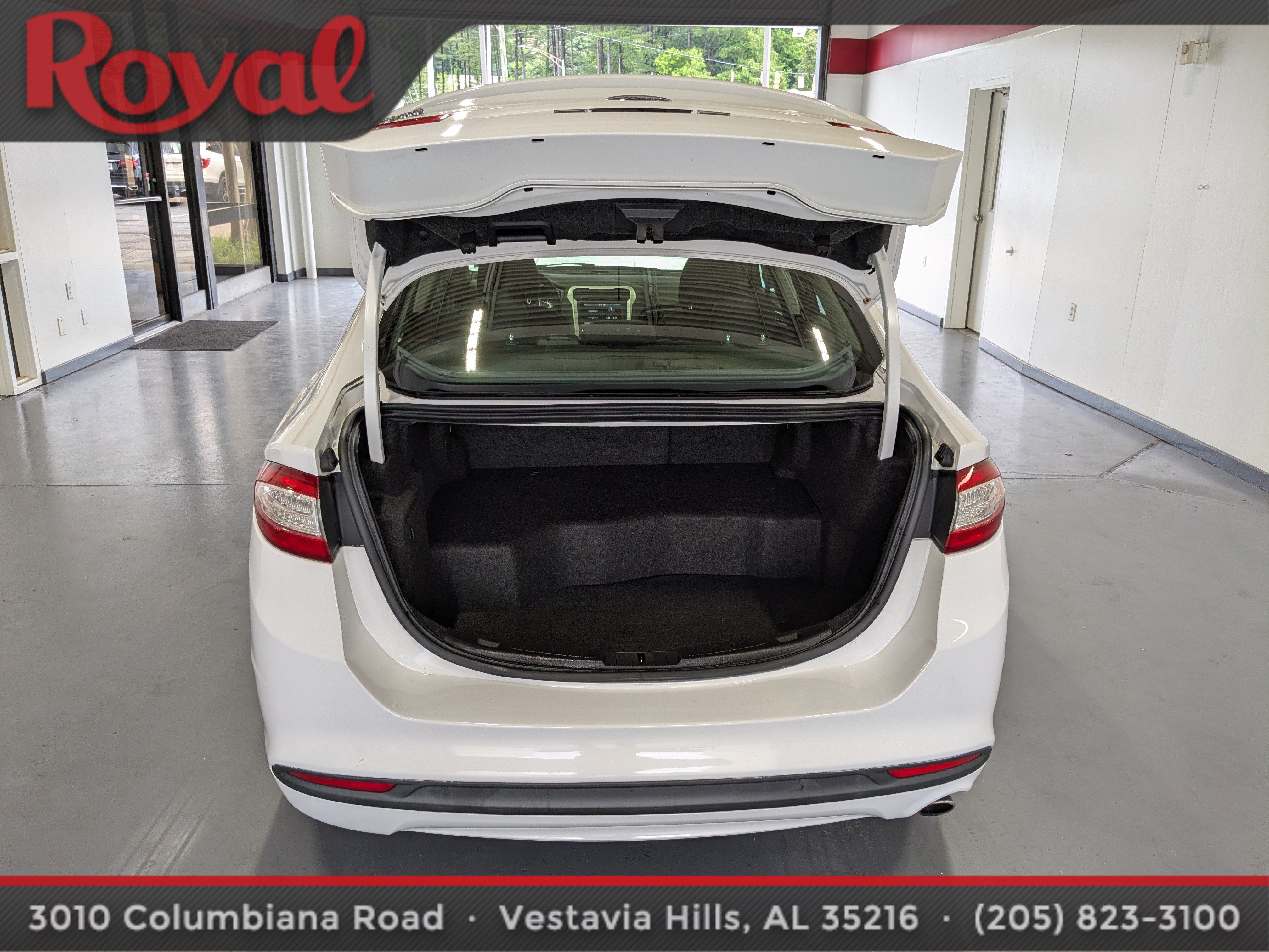 Used 2013 Ford Fusion SE FWD image 11