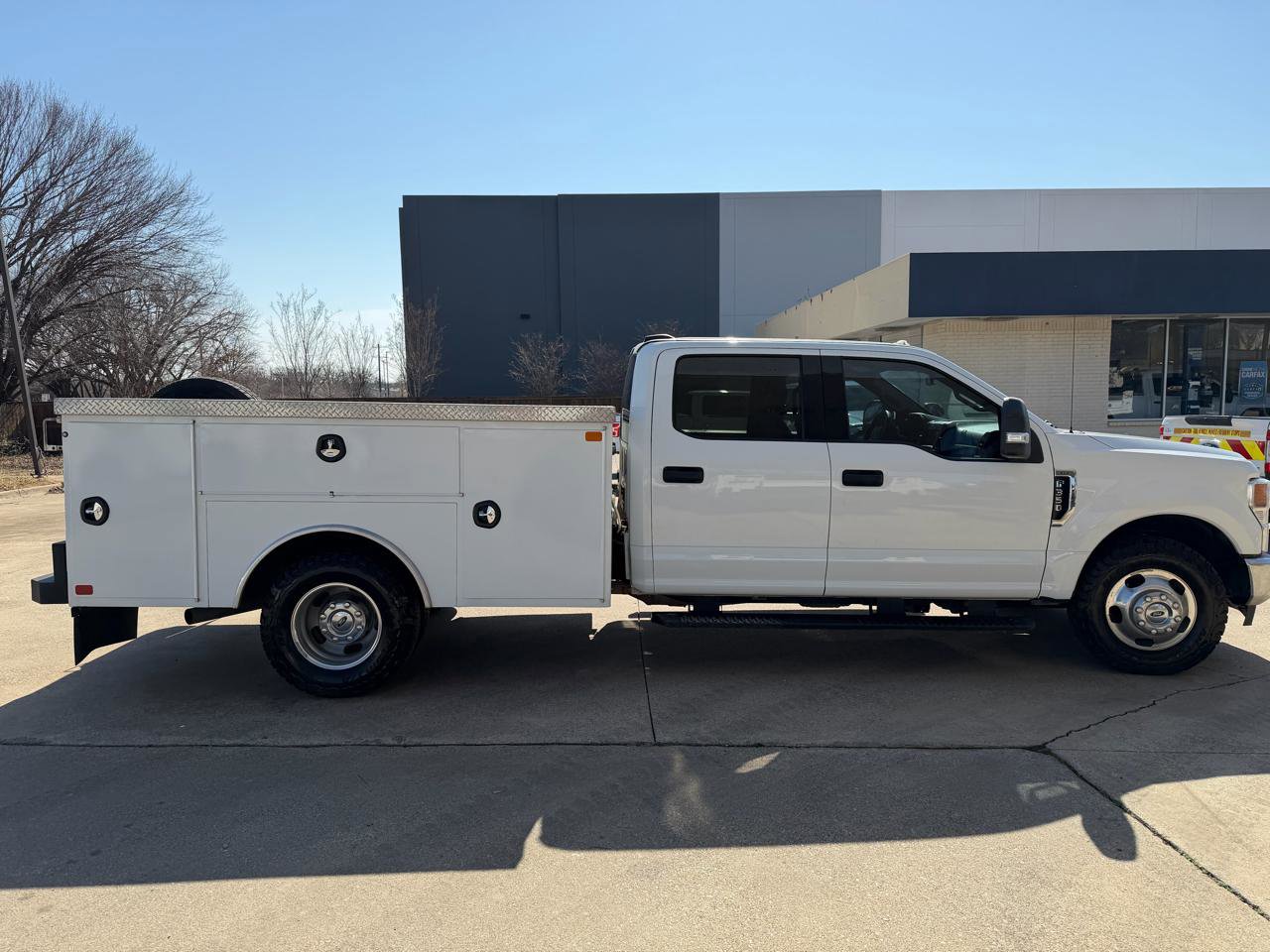 Used 2021 Ford F350 XLT RWD image 6