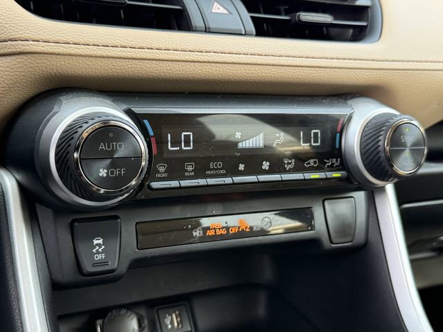 Used 2024 Toyota RAV4 LE image 20