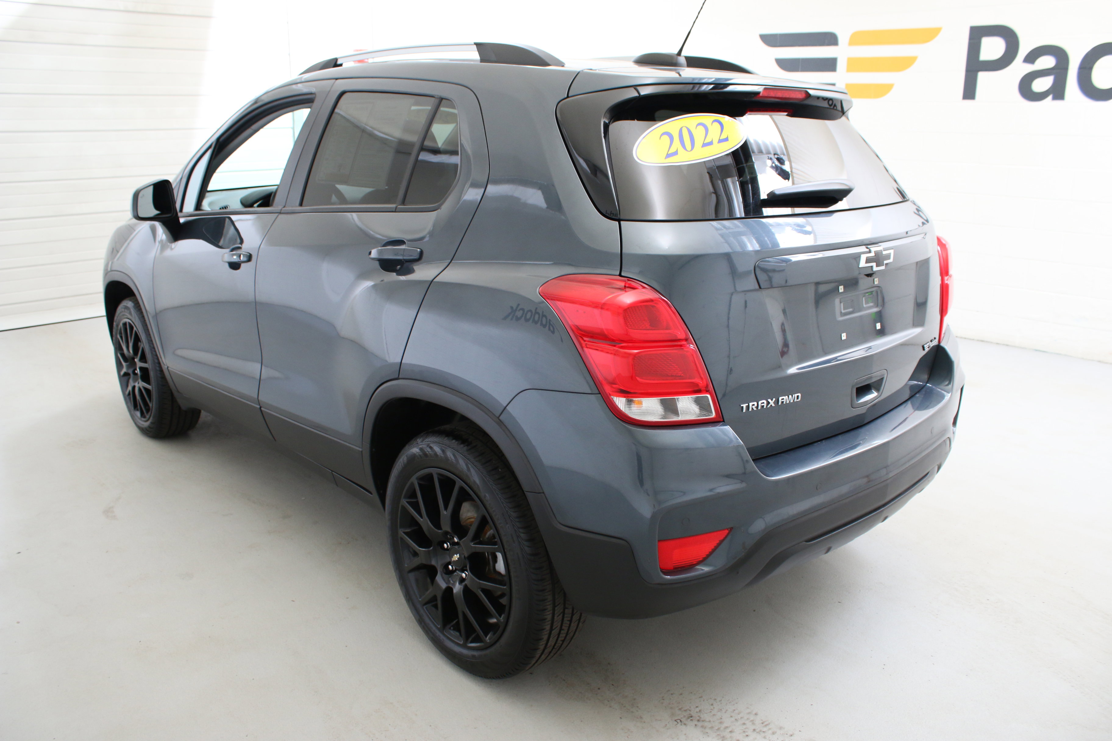 Used 2022 Chevrolet Trax LT w/ Driver Confidence Package AWD/4WD image 7