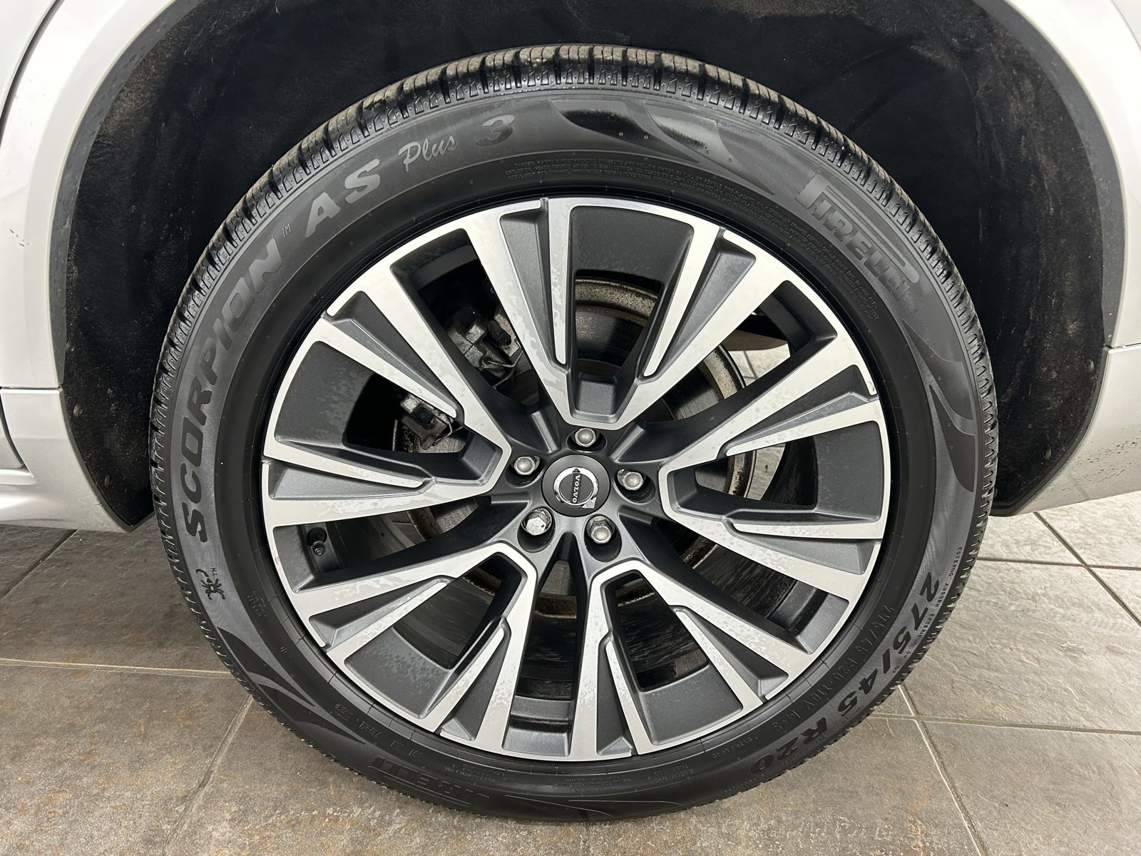 Used 2021 Volvo XC90 T5 Momentum w/ Climate Package image 37