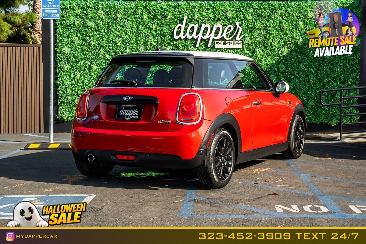 Used 2017 MINI Cooper 2-Door Hardtop FWD image 5