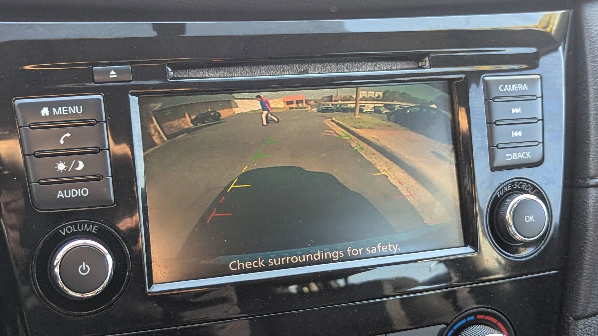 Used 2018 Nissan Rogue S FWD image 14