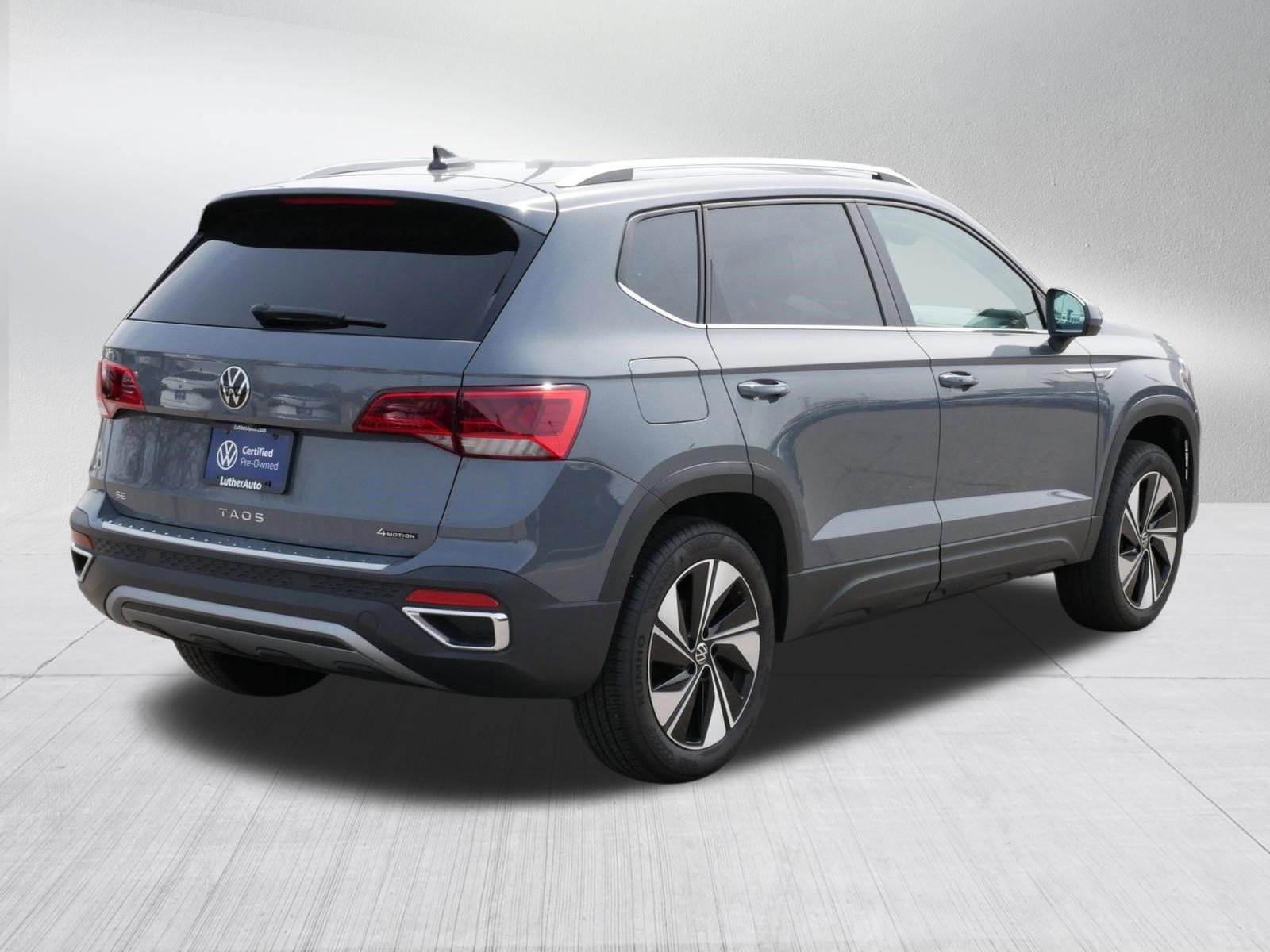 Certified 2024 Volkswagen Taos SE image 7