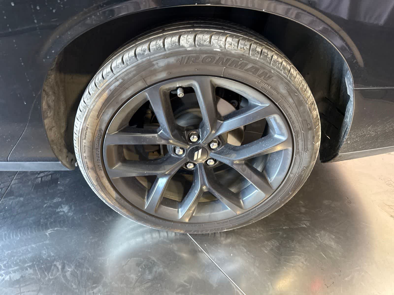 Used 2019 Dodge Challenger SXT w/ Blacktop Package RWD image 10