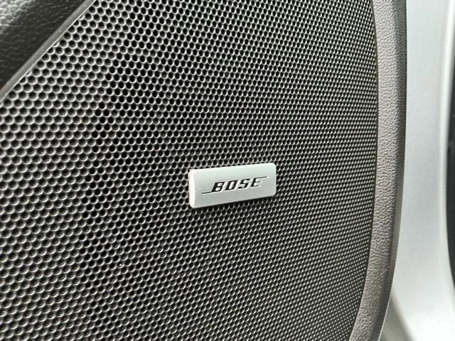 Used 2023 Chevrolet Traverse High Country image 32