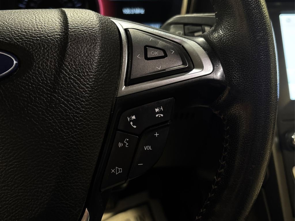 Used 2020 Ford Fusion SE w/ Equipment Group 151A image 33