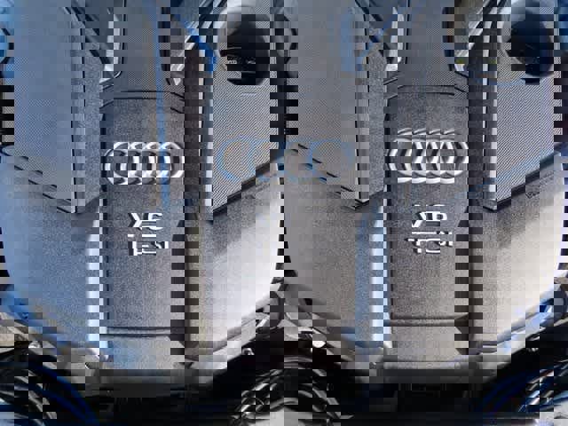 Used 2020 Audi A8 L 3.0T w/ Executive Package image 11