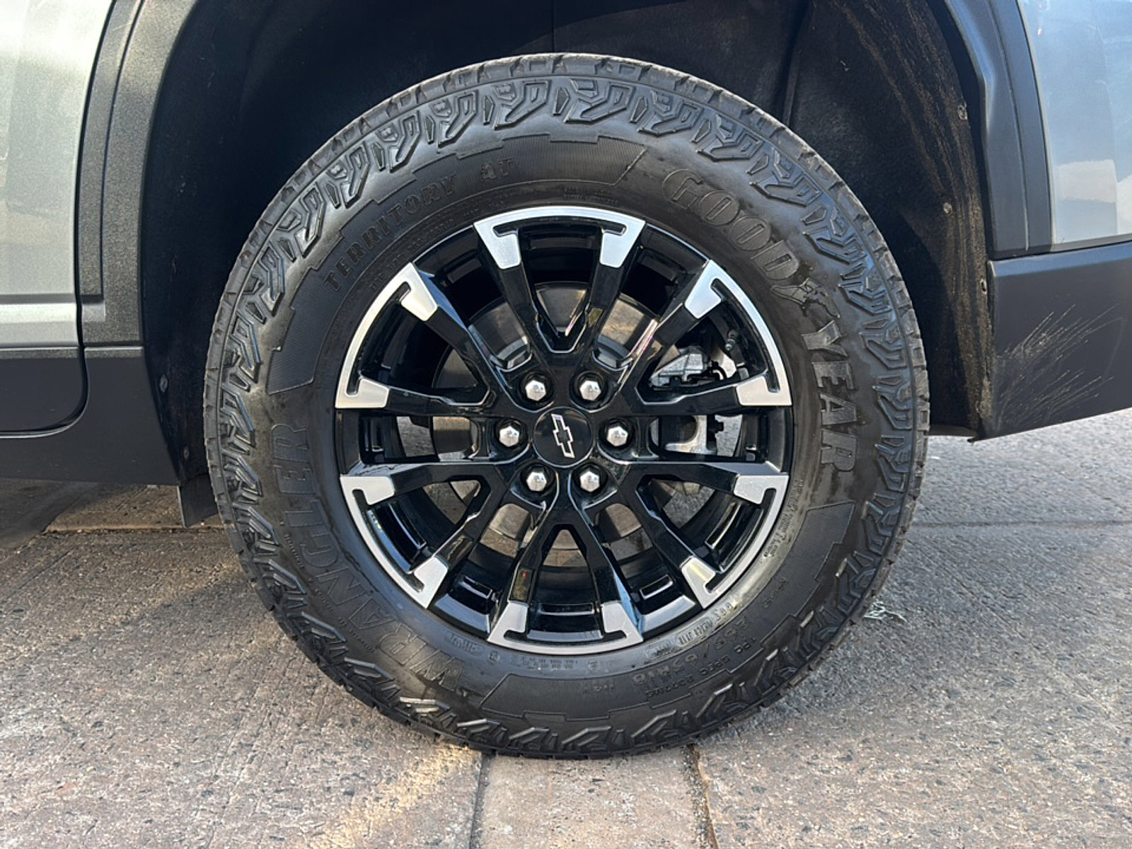 Used 2024 Chevrolet Traverse Z71 w/ LPO, Floor Liner Package image 40