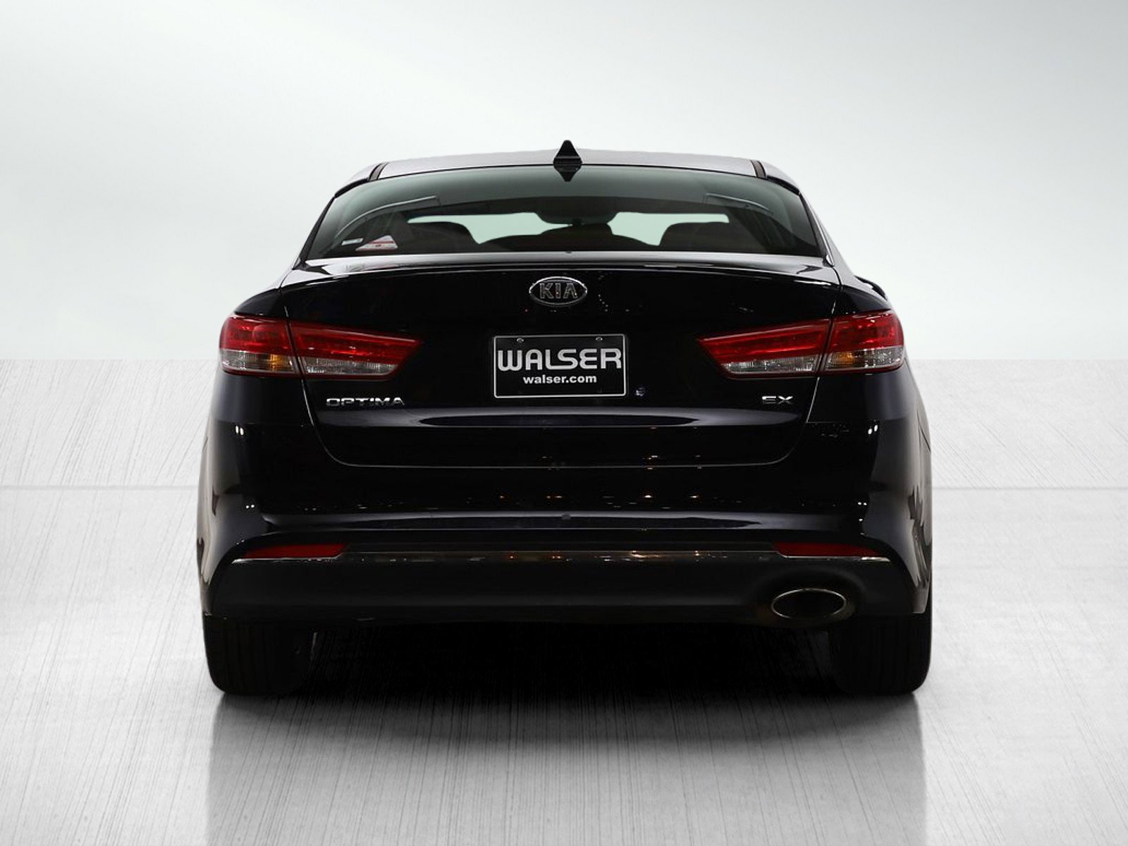 Used 2017 Kia Optima EX image 5
