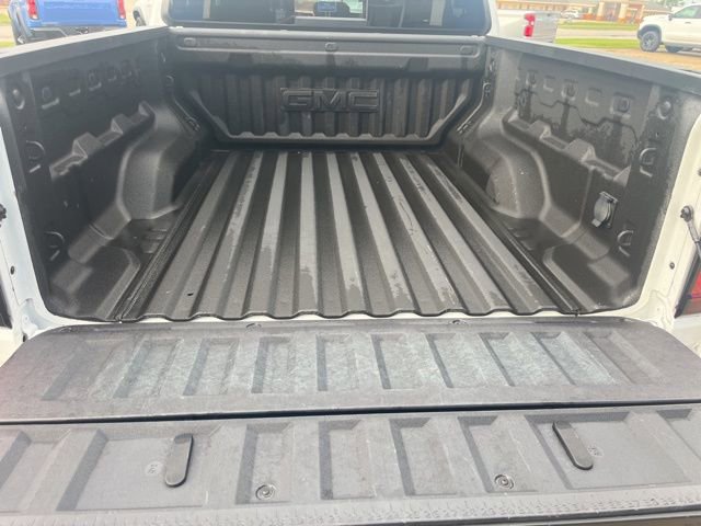 Used 2024 GMC Canyon AT4 image 18