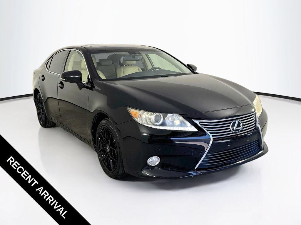 Used 2013 Lexus ES 350 w/ Luxury Pkg FWD image 1