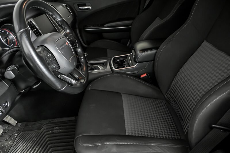 Used 2022 Dodge Charger GT AWD/4WD image 17