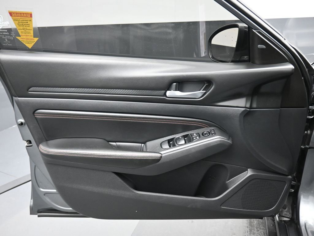 Used 2020 Nissan Altima 2.5 SR image 9