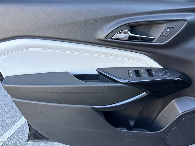 Used 2024 Chevrolet Trax LT w/ LT Convenience Package image 17