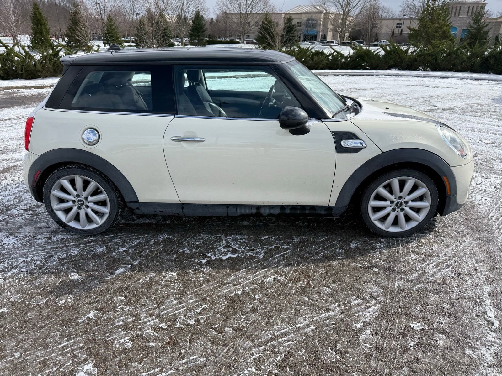 Used 2014 MINI Cooper S image 4