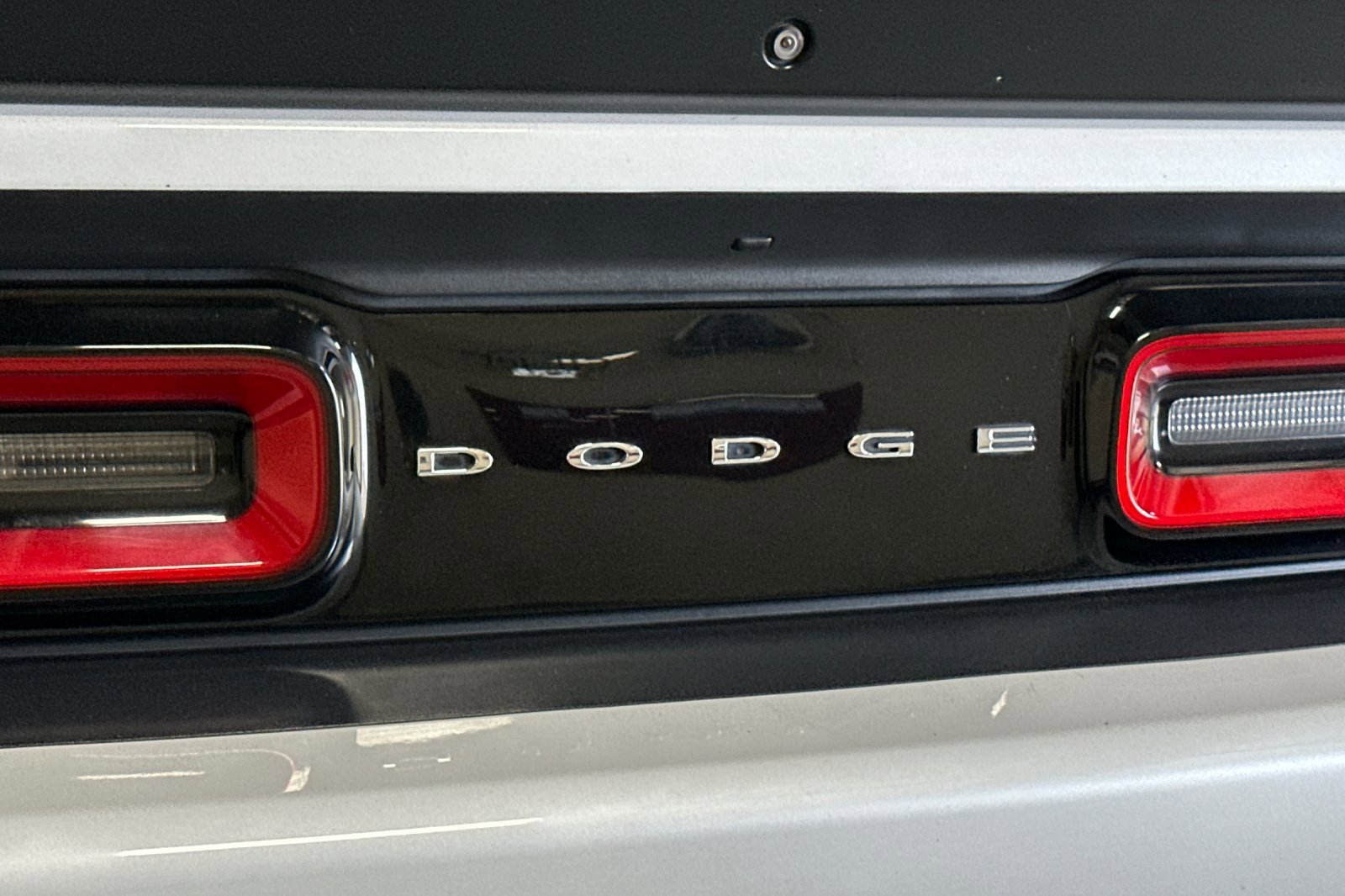 Used 2015 Dodge Challenger SRT Hellcat image 52