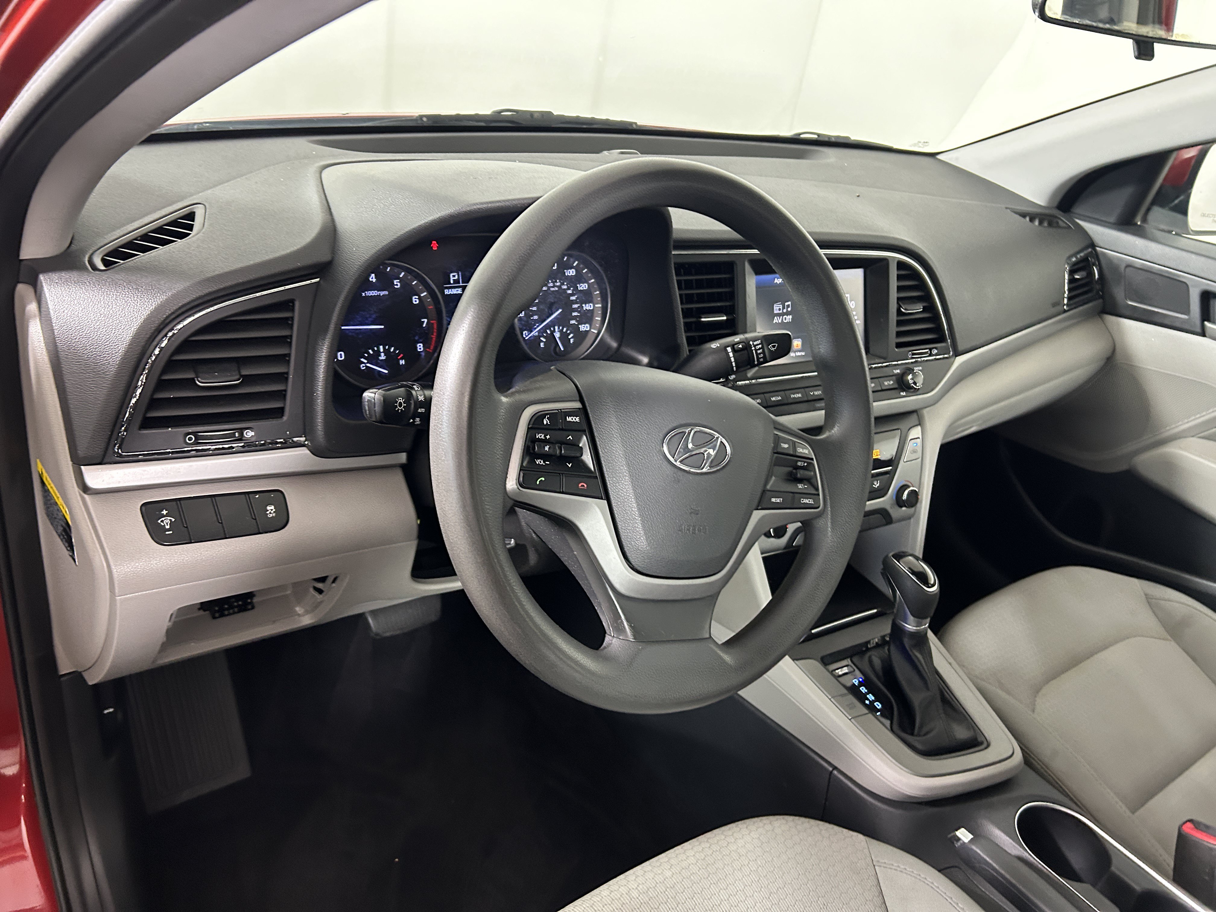 Used 2017 Hyundai Elantra SE FWD image 8
