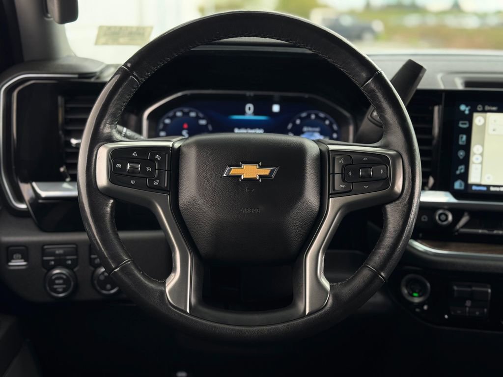 Used 2022 Chevrolet Silverado 1500 LT image 14