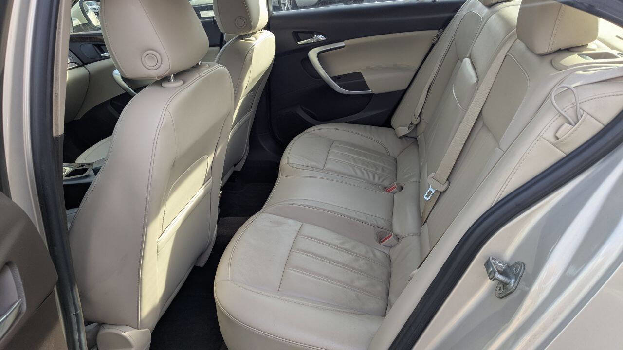 Used 2012 Buick Regal Premium image 30