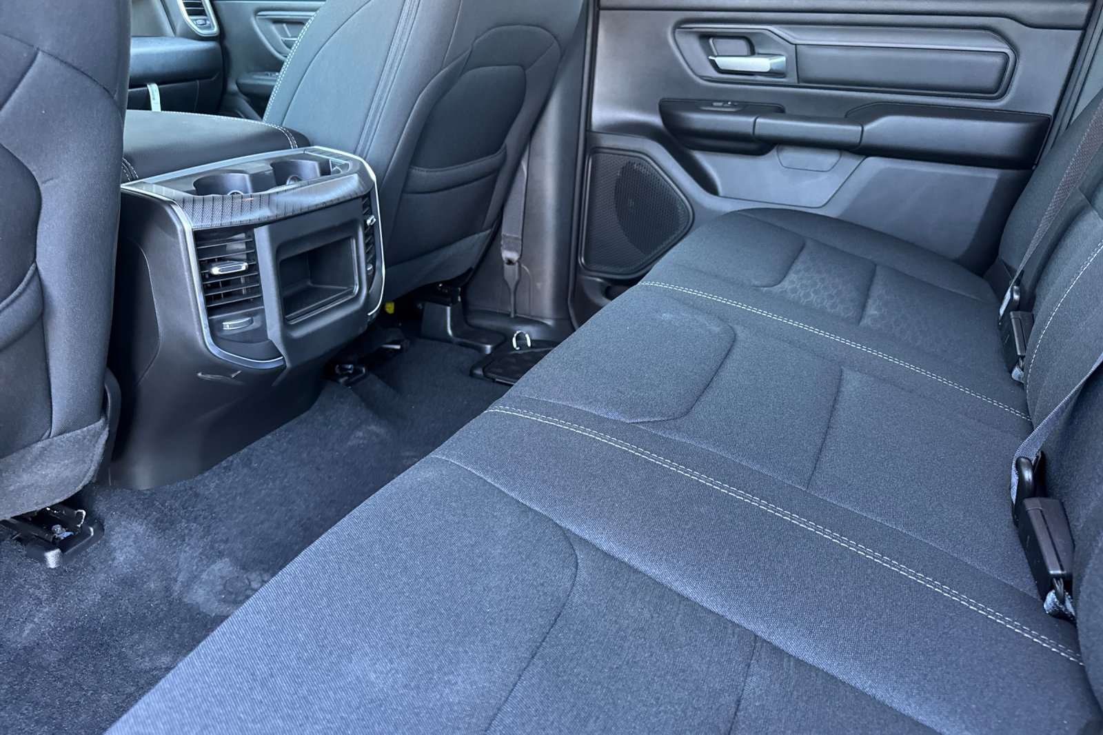 New 2026 RAM 1500 Express AWD/4WD image 11
