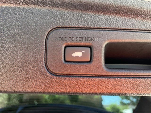 Used 2026 Acura MDX w/ Technology Package FWD image 34
