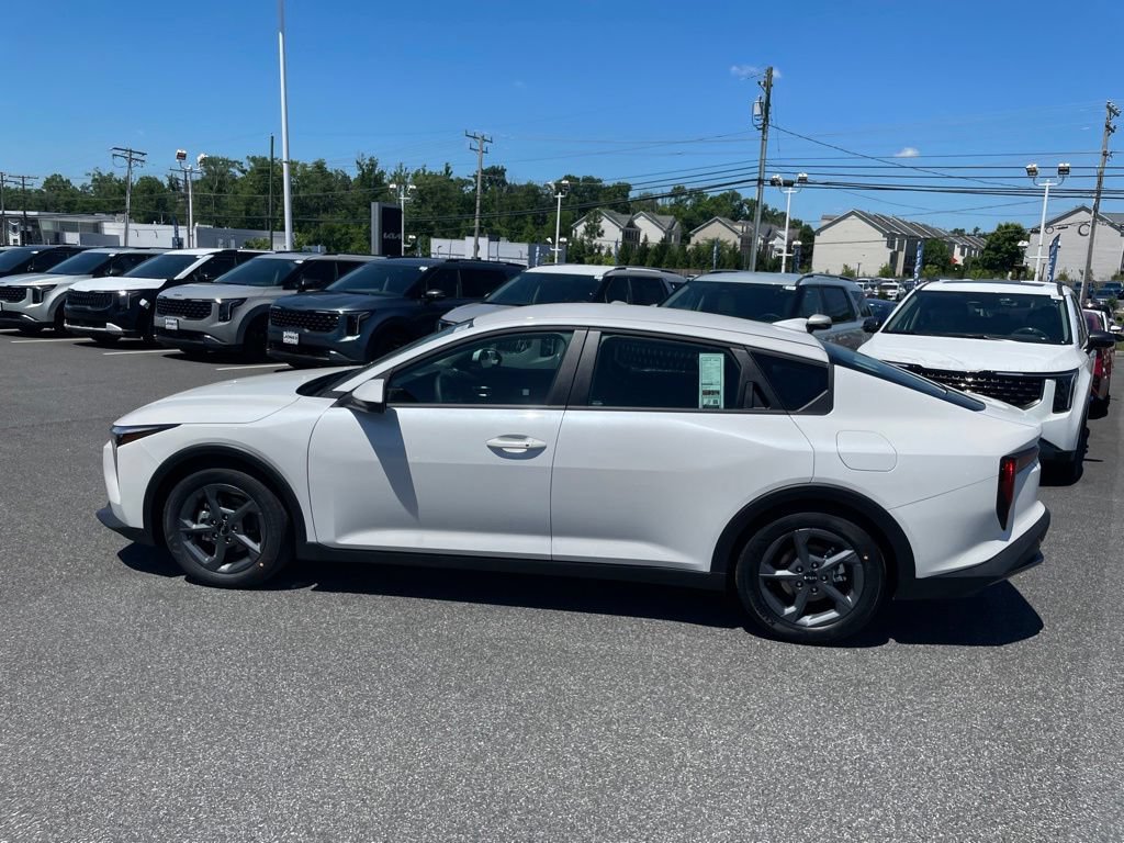 New 2026 Kia K4 FWD image 4