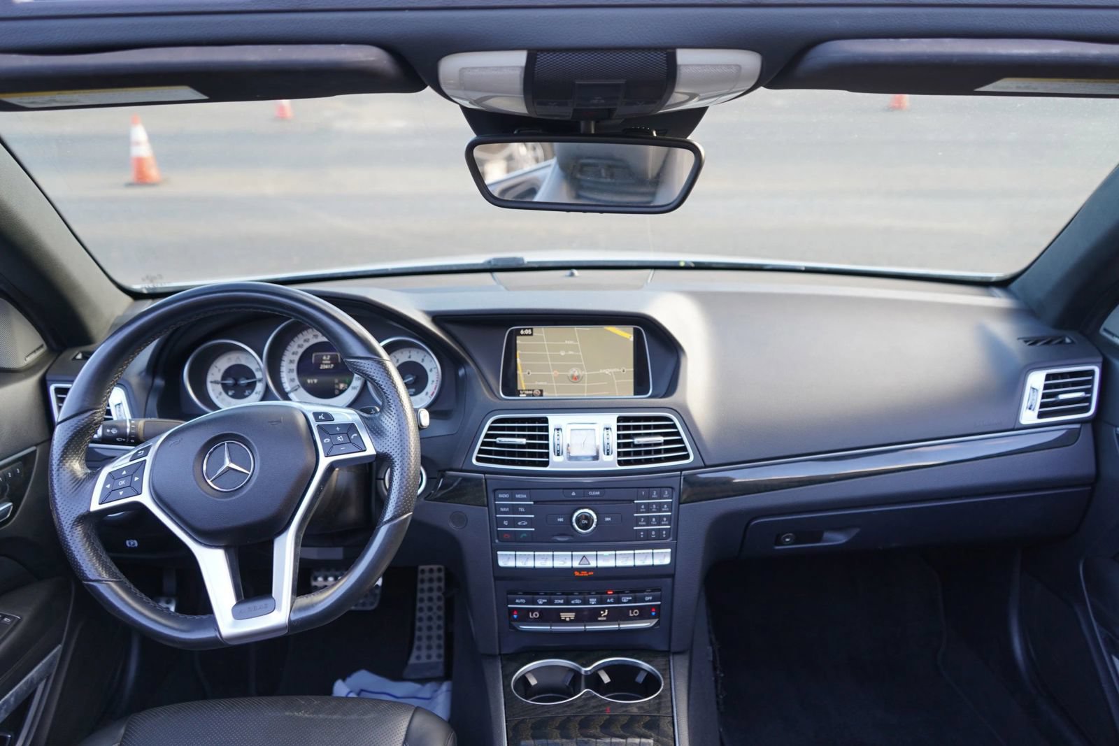 Used 2016 Mercedes-Benz E 550 Cabriolet image 18