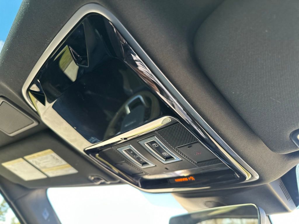 Used 2022 Land Rover Range Rover Sport HST image 27