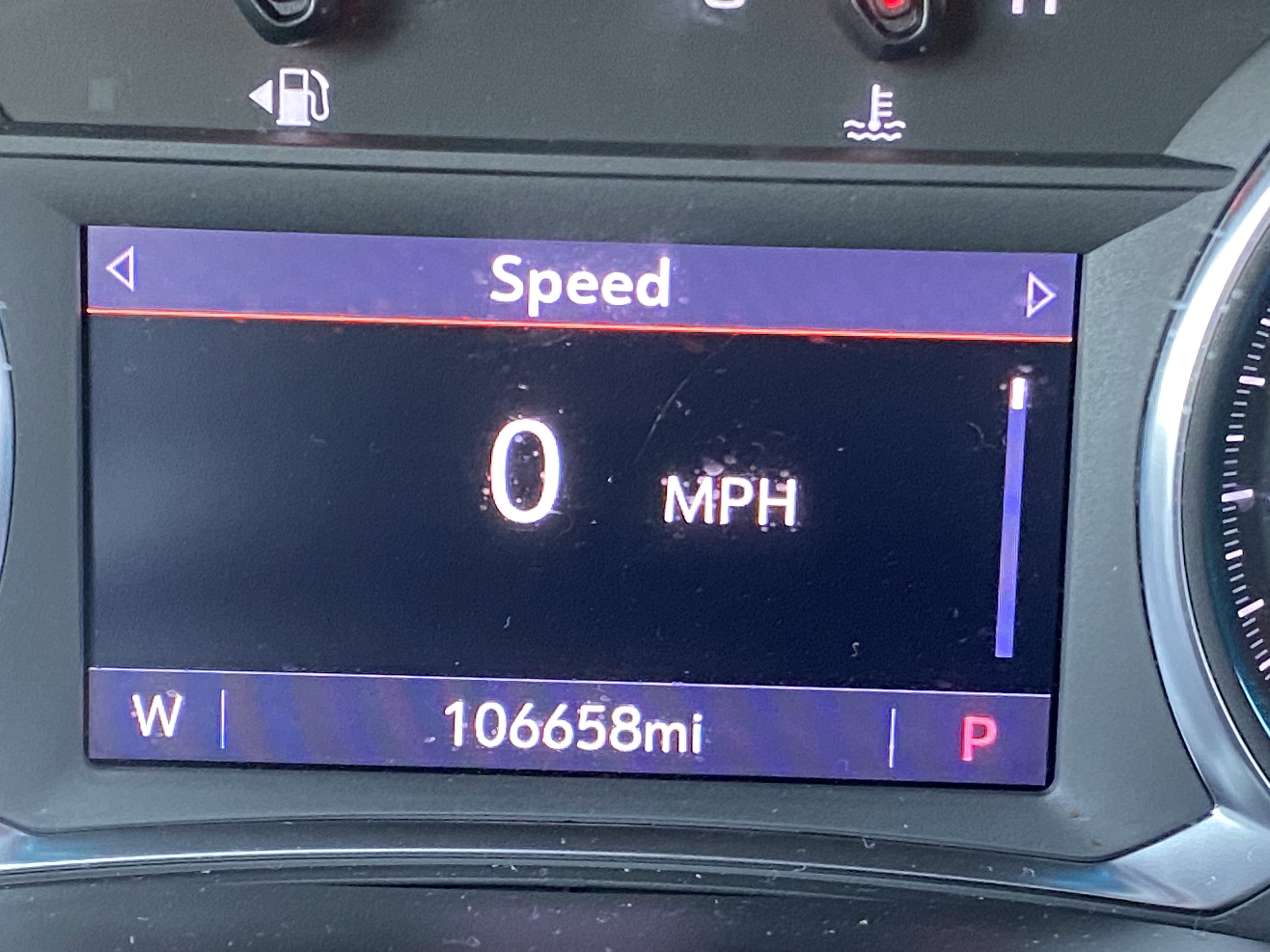 Used 2022 Chevrolet Traverse LT FWD image 22