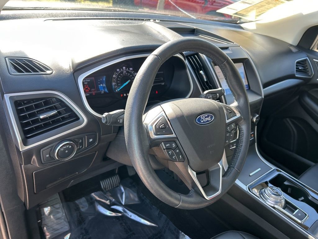 Used 2020 Ford Edge SEL w/ Cold Weather Package image 22