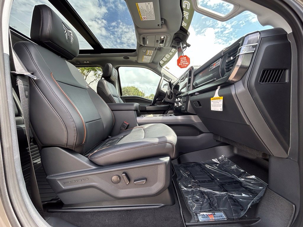 New 2027 Ford F250 Lariat w/ Lariat Ultimate Package AWD/4WD image 28