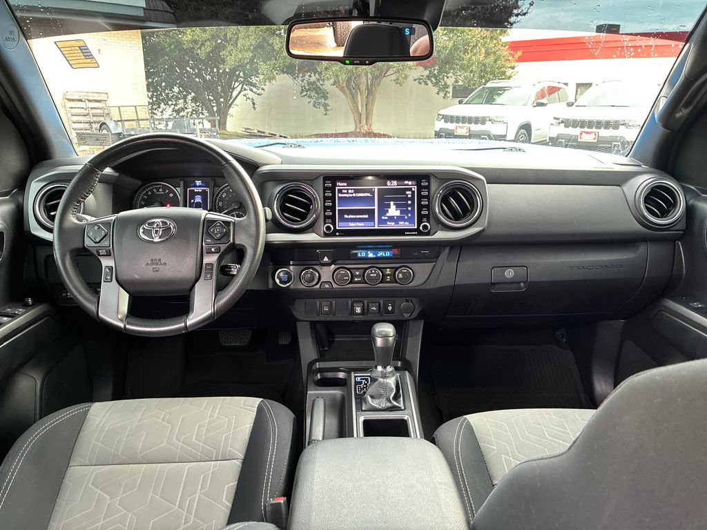 Used 2021 Toyota Tacoma TRD Off-Road AWD/4WD image 13