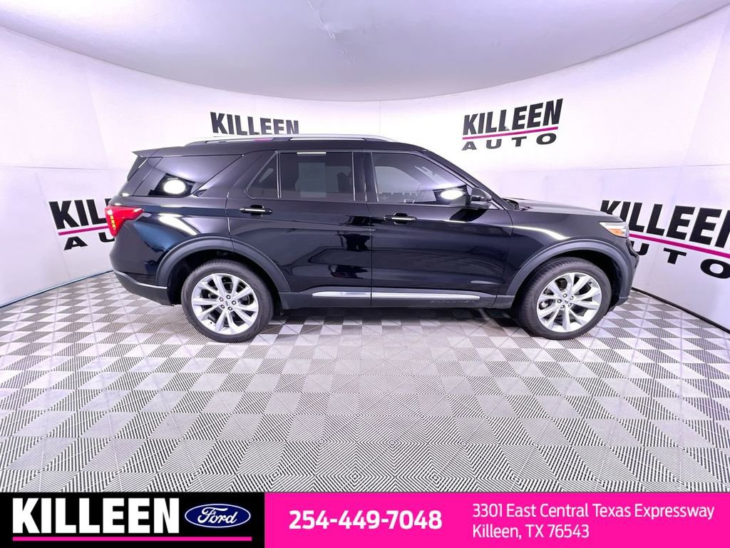 Used 2022 Ford Explorer Platinum w/ Equipment Group 601A image 9